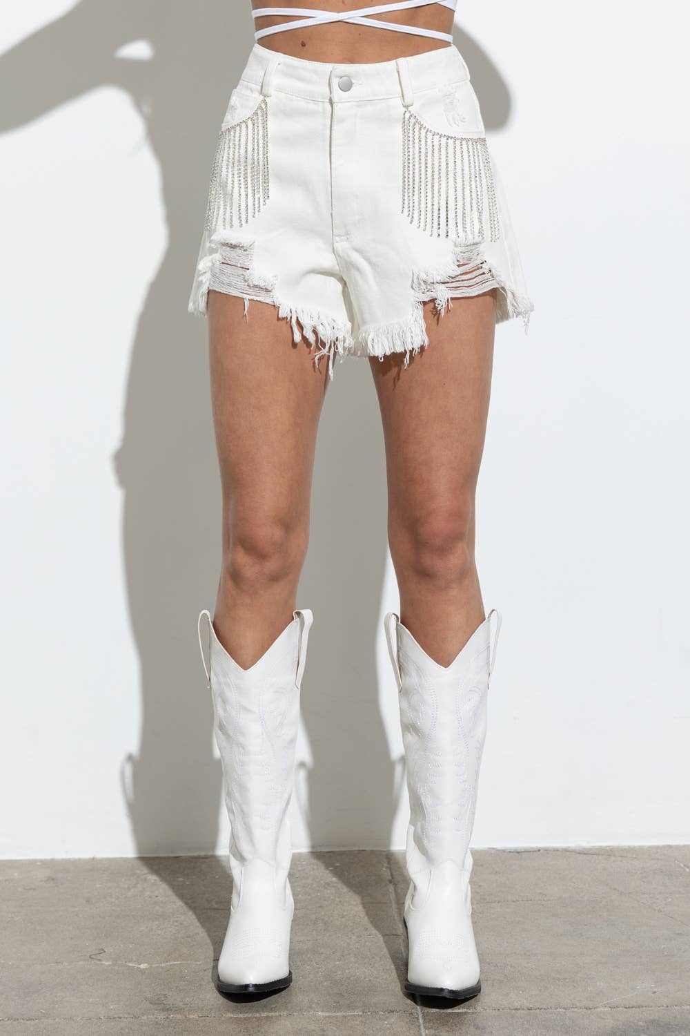 17368P - Distressed Frayed Detail Fringe Rhinestone Denim: BLACK GOLD / LARGE