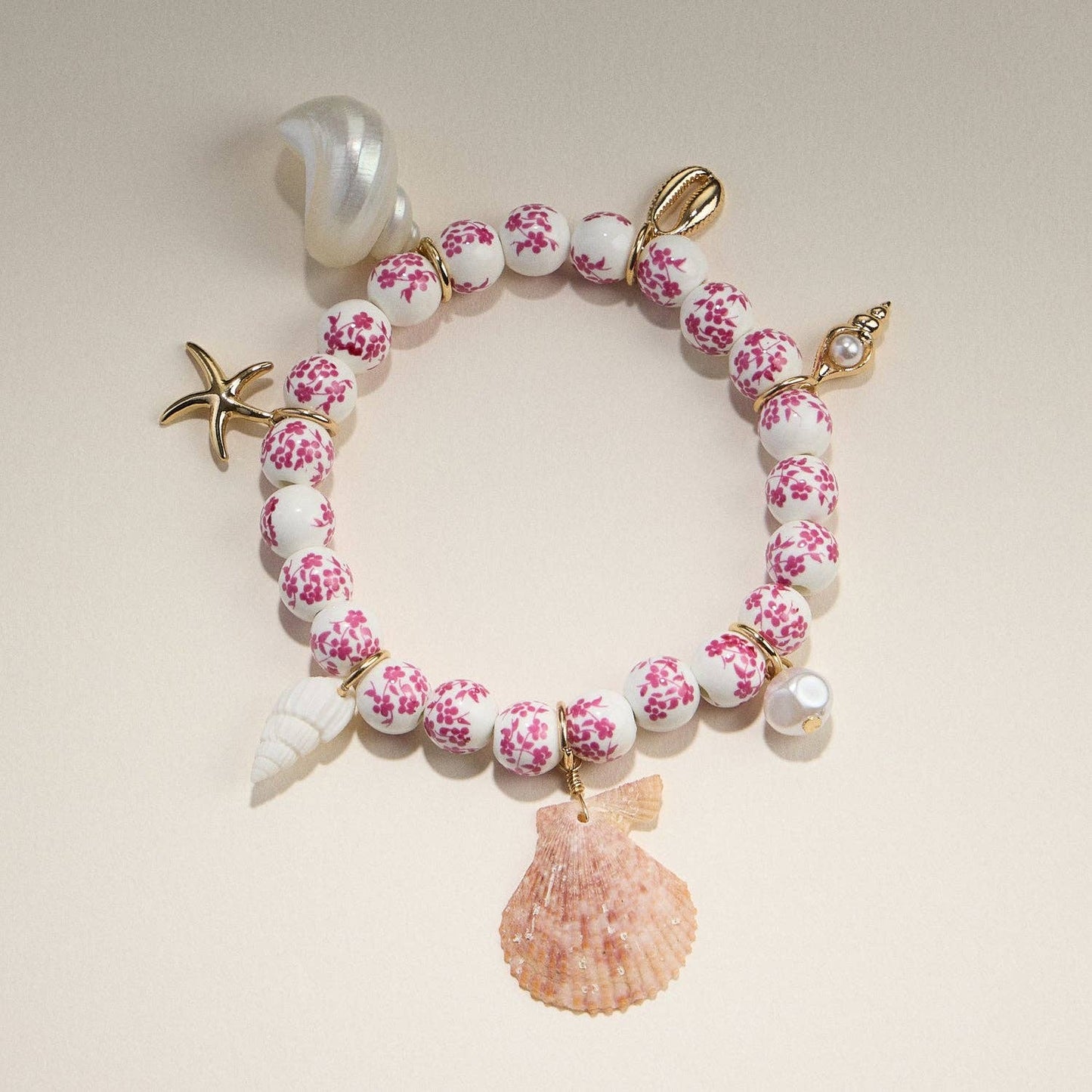 Floral Beaded Seashell Charm Bracelet – Beachy Boho Jewelry: Pink / One / 5SB21023